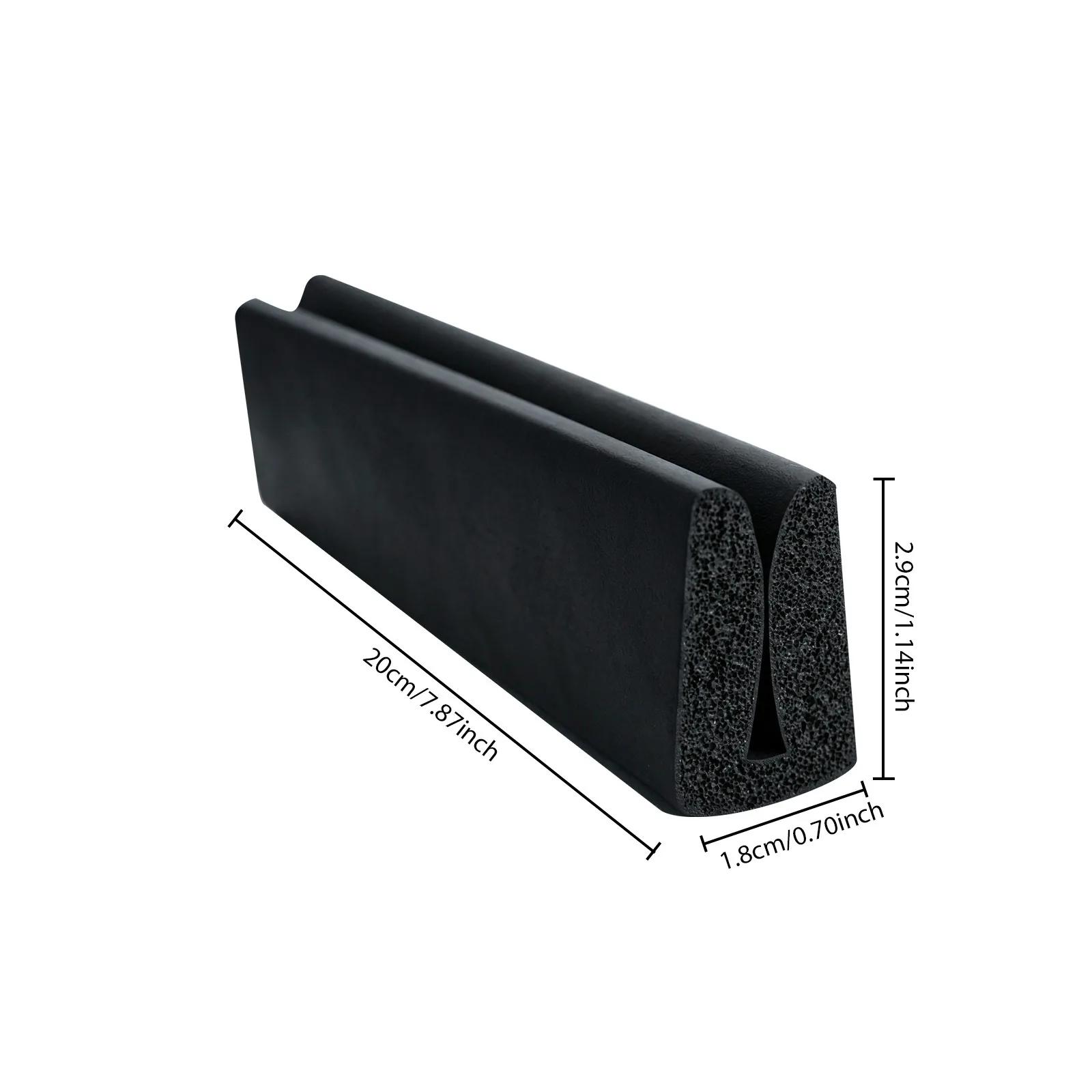 Dimension guide for the car window dog headrest cushion measuring 20 by 2.9 by 1.8 cm